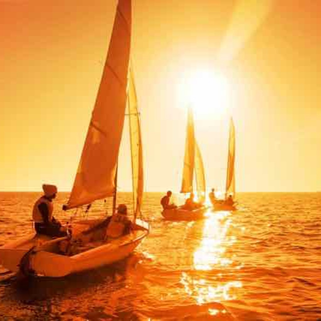 Learn to sail in Brighton Lagoon Watersports