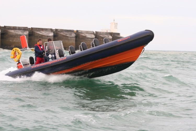 powerboating marina